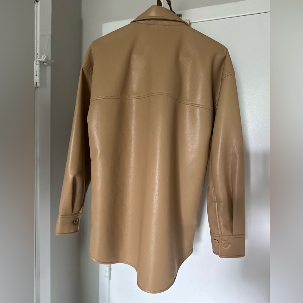 Aritzia Babaton Pelli Shirt Jacket - Picture 3 of 3